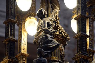 31 Sculpture On The Chandelier Salon Azul Blue Room National Congress Tour Buenos Aires.jpg